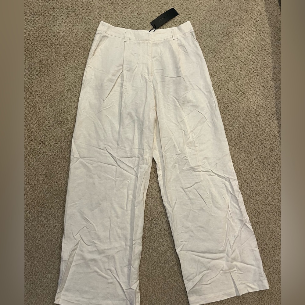 NEVER WORN: Lioness Linen Pants, Size 6